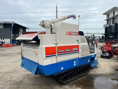 ISEKI รถเกี่ยวนวดข้าว HF322G (3 แถว) #C0017 4 LINE ALBUM NT 1 C0017 ISEKI HF322G AWC 260808 4