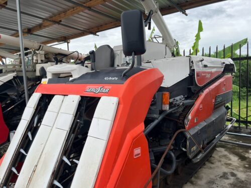 KUBOTA รถเกี่ยวนวดข้าว AR48 (4 แถว) #C0099 6 LINE ALBUM NT 2 C0099 KUBOTA AR48 260808 6