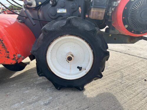 LINE ALBUM HS288 KUBOTA TR 6 260825 11
